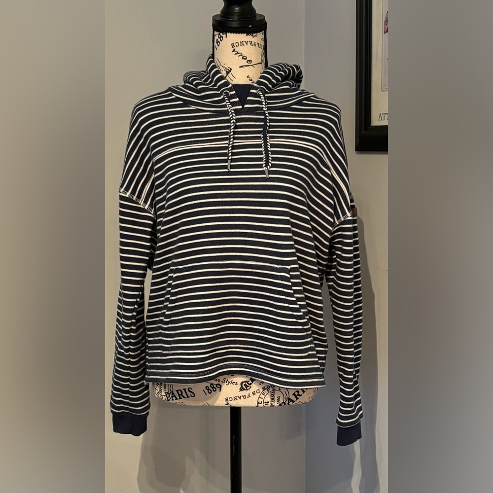 Roxy women’s hoodie size XL